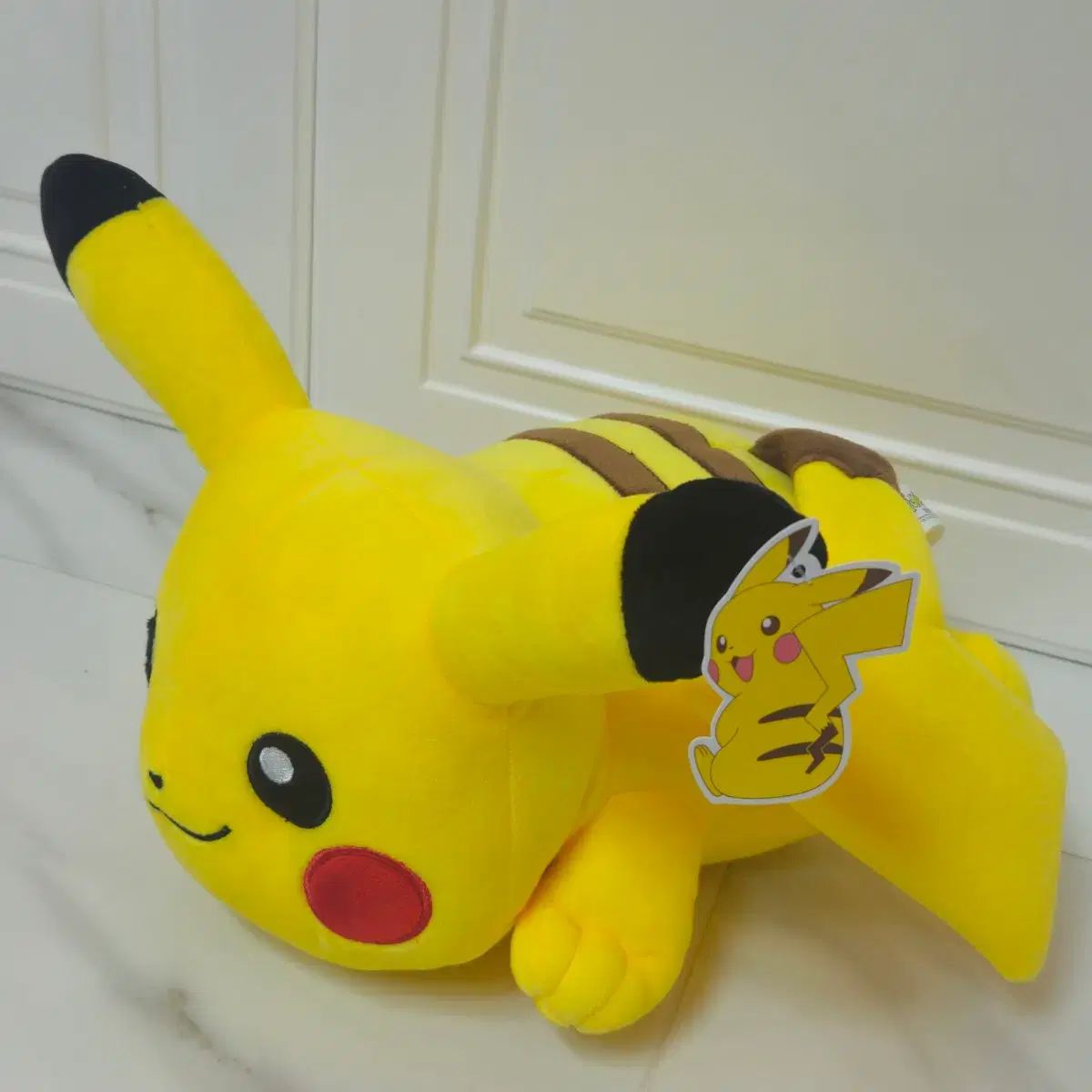 ポケットモンスター ピカチュウ ぬいぐるみ - メルカリ