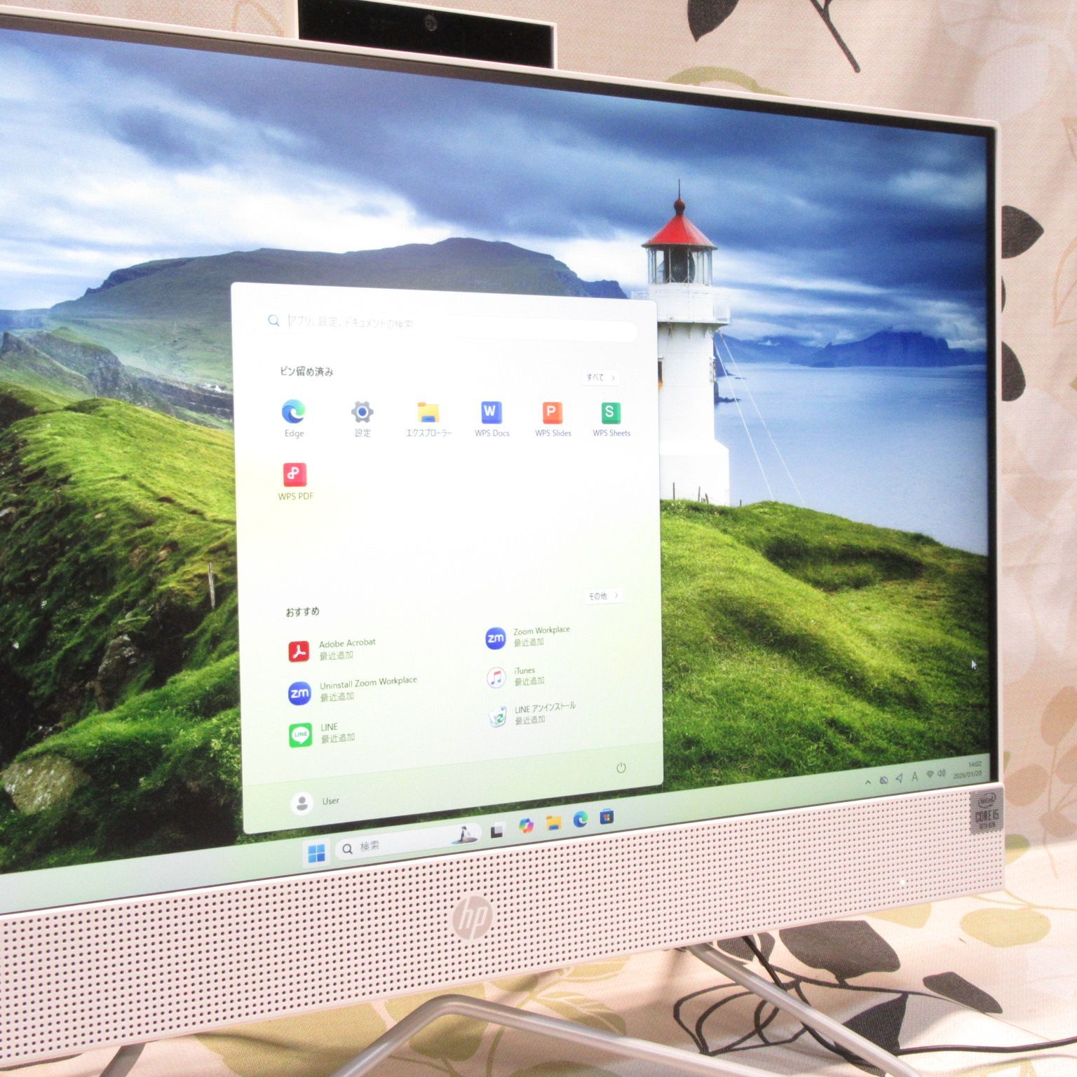 Win11公式対応10世代i5/メ8/SSD480/DVD/カメラ/無線/タッチ - メルカリ