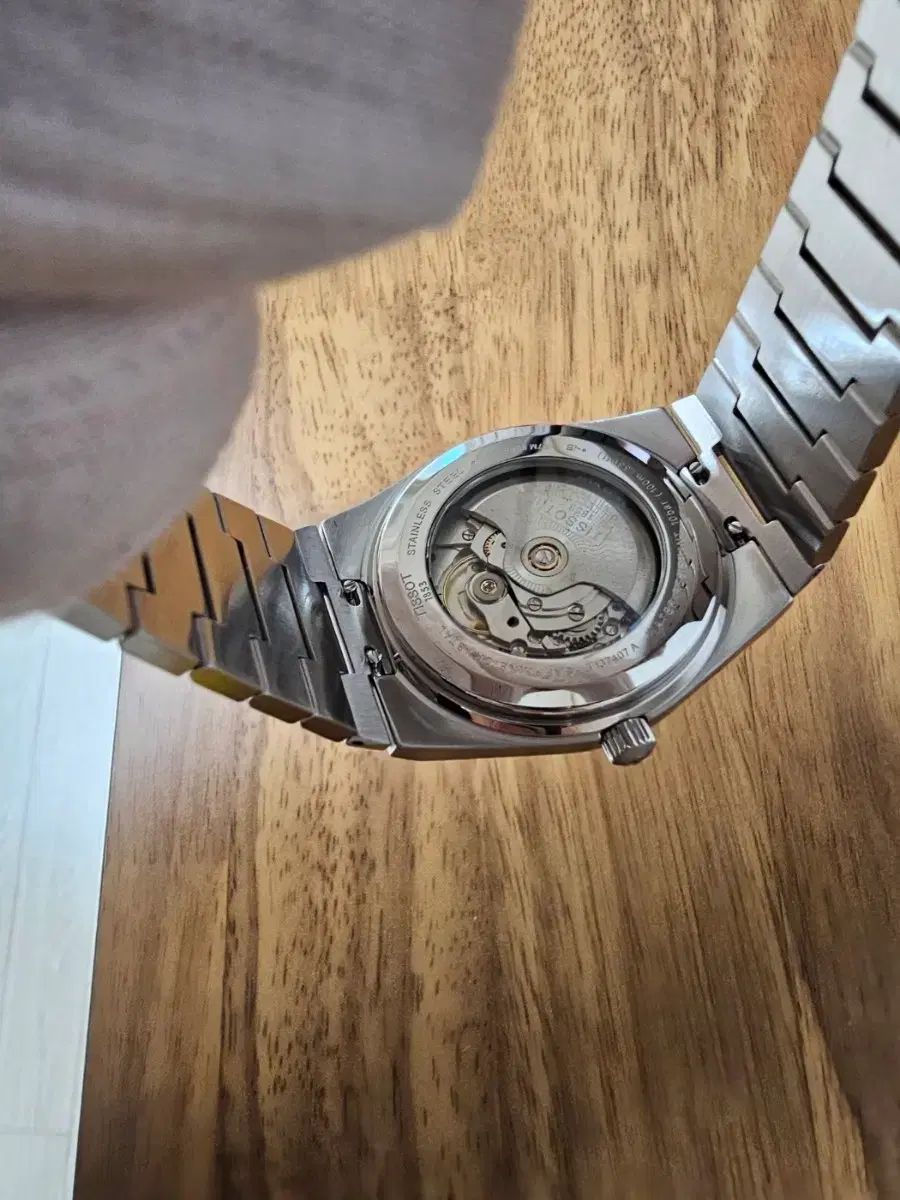 オート Tシャツ