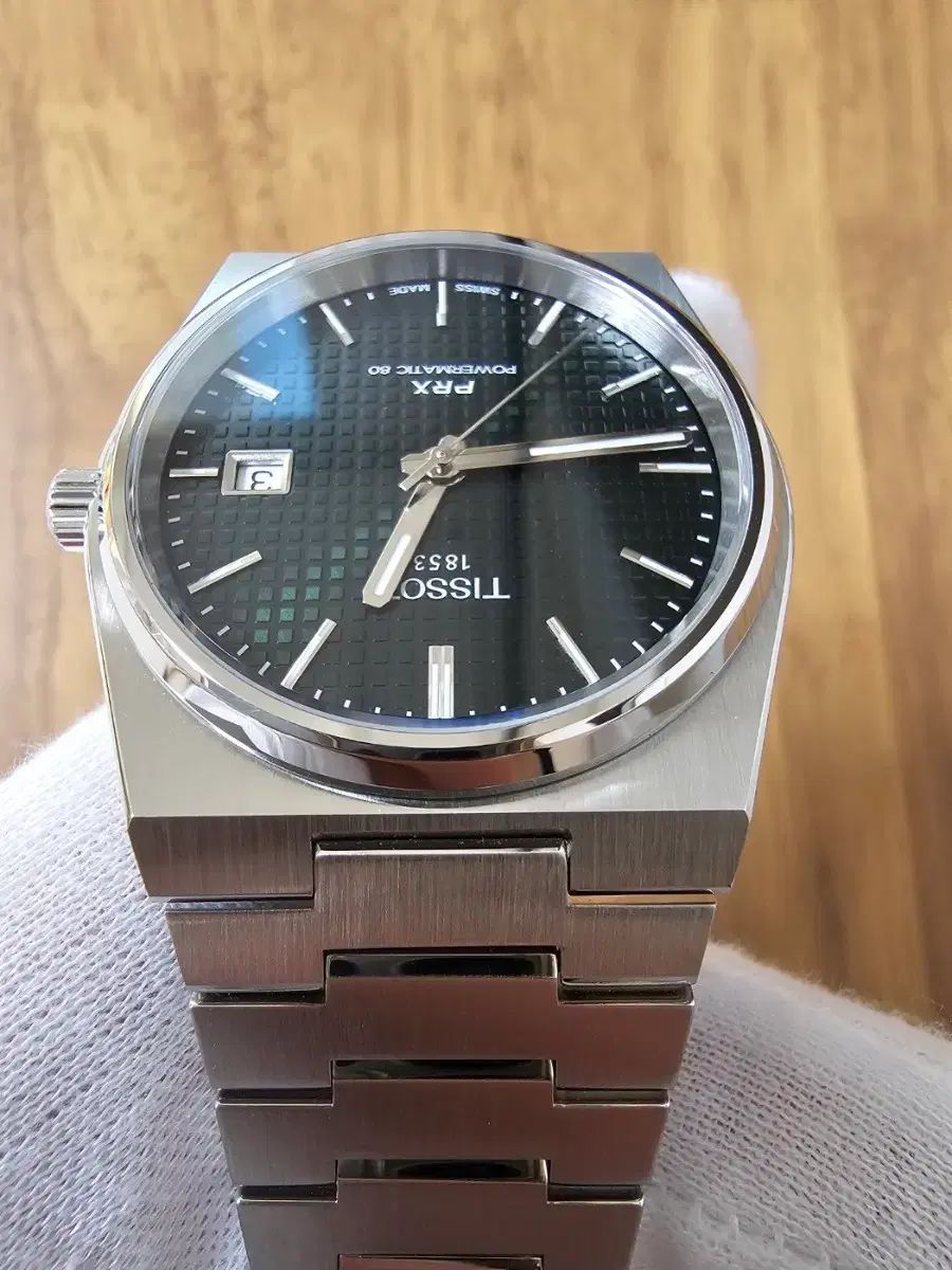  ティソ PRX 40mm オート Tシャツ グリーン 緑版 休日コーデ 自動巻き時計 腕時計(アナログ)