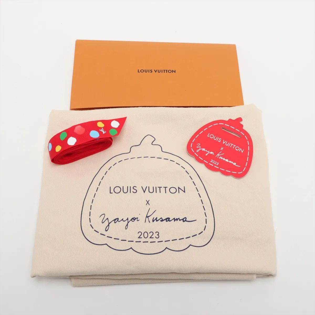 ルイヴィトン 草間彌生 トリヨン モノグラム　ウィークエンド トート 10万以上最安】N（新品）ルイヴィトン × 草間彌生 トリヨンモノグラム