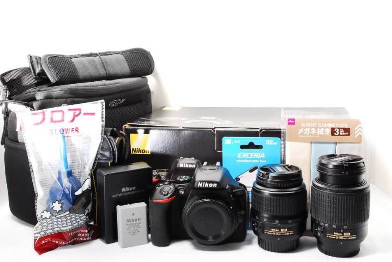 シャッター数521回 Nikon D5600 ダブルレンズセット カメラバッグ付き