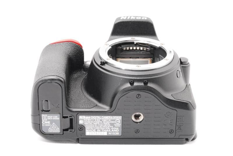 シャッター数521回 Nikon D5600 ダブルレンズセット カメラバッグ付き