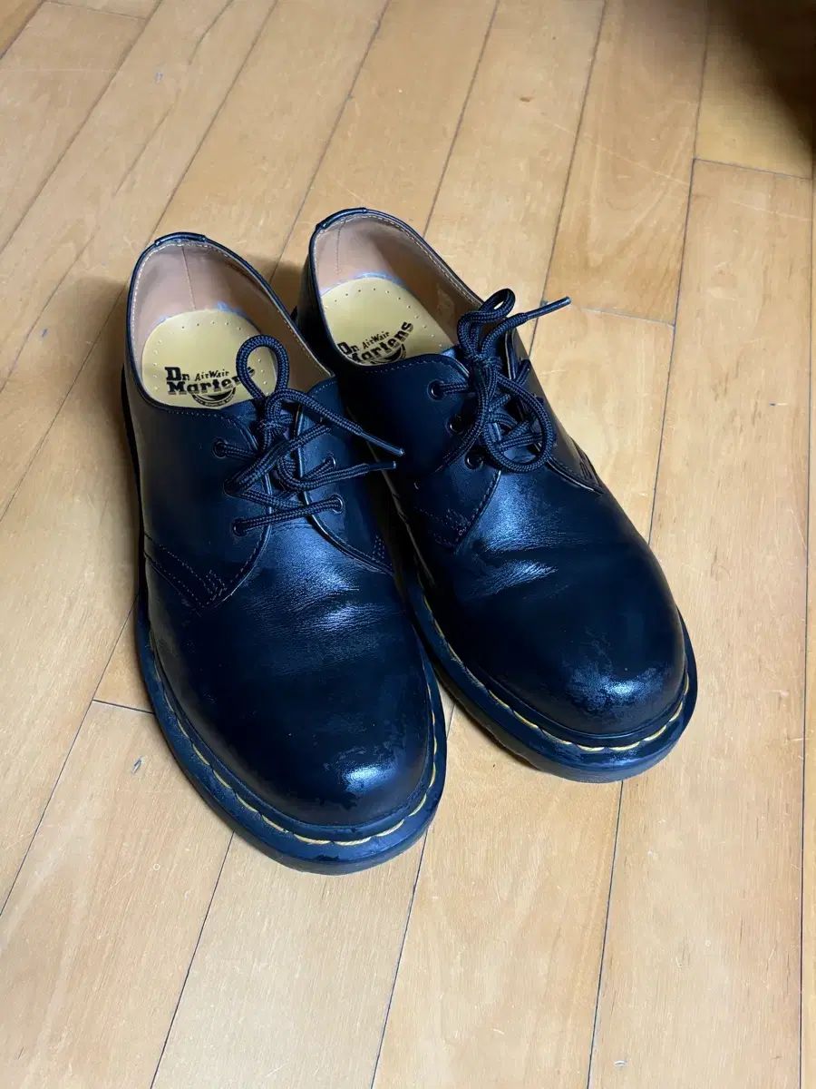 DR. MARTENS ドクターマーチン ナッパ