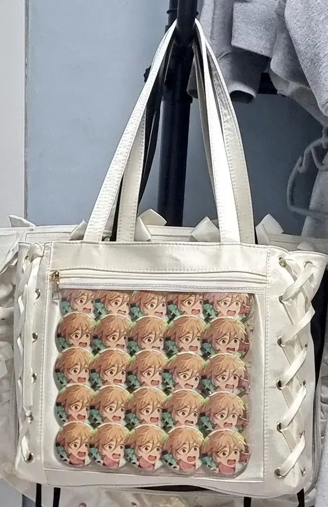 あんスタ 痛バッグ 真白友也 痛バ まとめ売り A3 缶バッジ48個セット