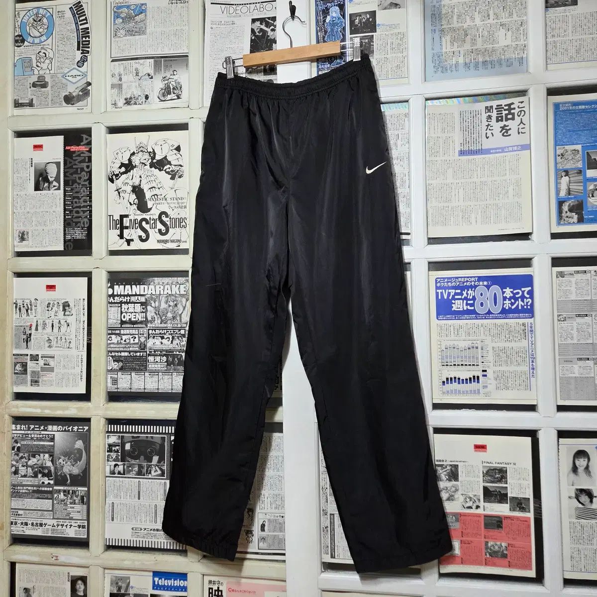 00S NIKE ブラック キルティング トラックパンツ - メルカリ