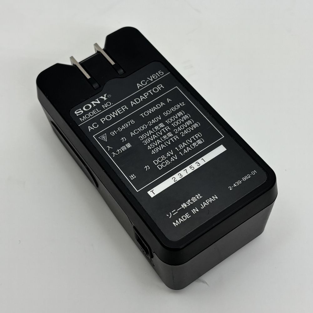 S*i様 ジャンク品　SONY PCM-2000 & バッテリー・チャージャー S*i様 ジャンク品 SONY PCM-2000 & バッテリー・チャージャー S*i様