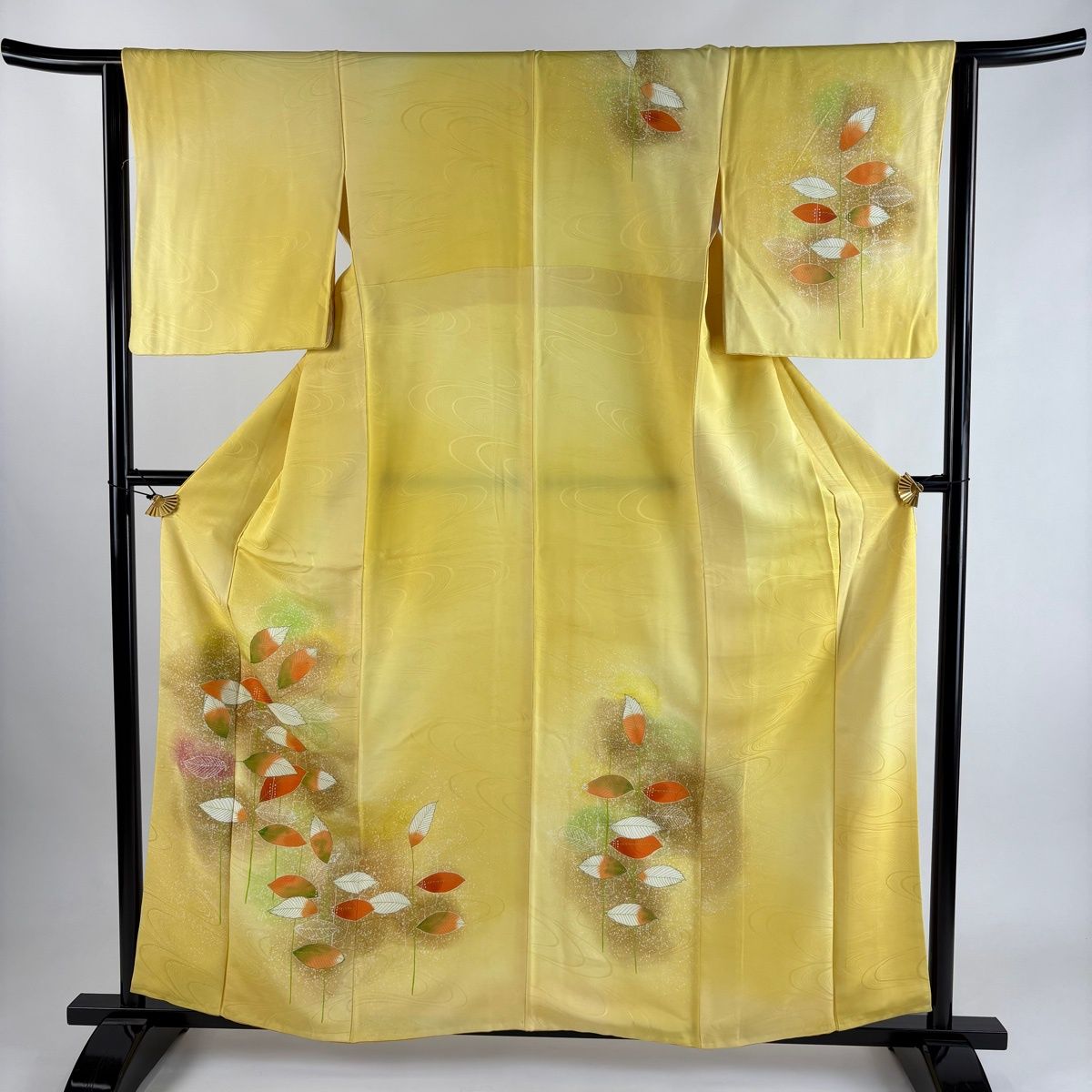 付下げ 身丈160cm 裄丈63.5cm S 袷 葉柄 金彩 ぼかし 黄色 正絹 優品
