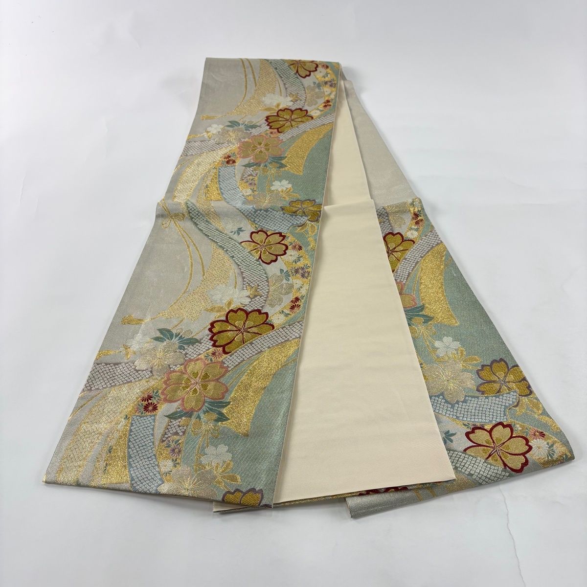 美品】 袋帯 秀品 振袖向き 鈴乃屋 桜 熨斗 金銀糸 箔 薄緑 六通 正絹