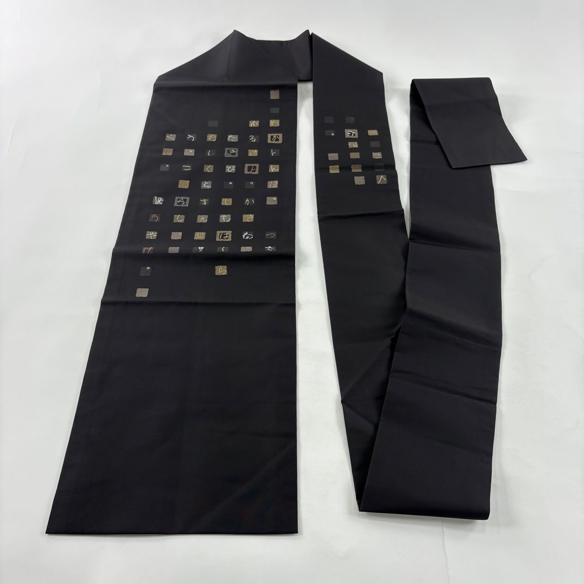 美品】 名古屋帯 秀品 文字文 黒 正絹 【中古】 - メルカリ