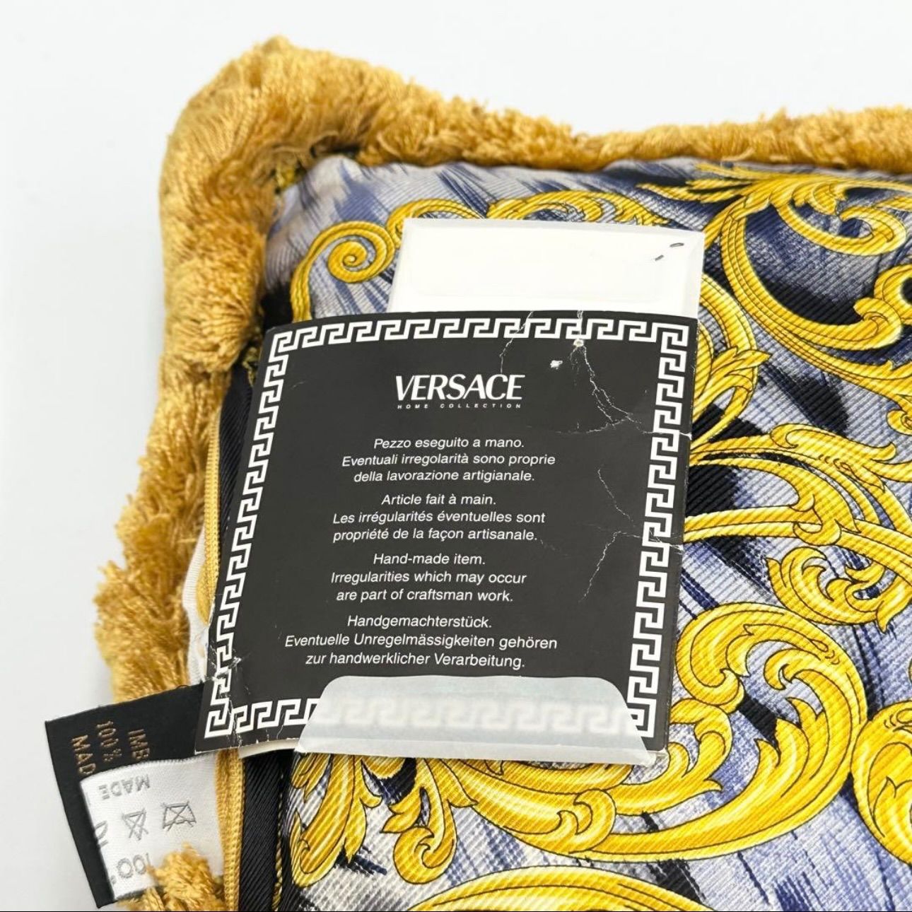 24時間以内発送・未使用品✨️】VERSACE ヴェルサーチ クッション