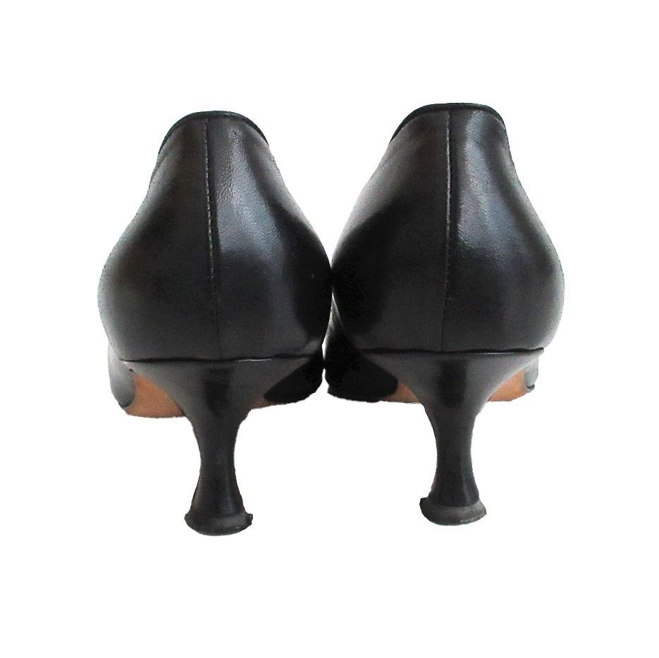 MANOLO BLAHNIK マノロブラニク ポインテッドトゥ レザー パンプス