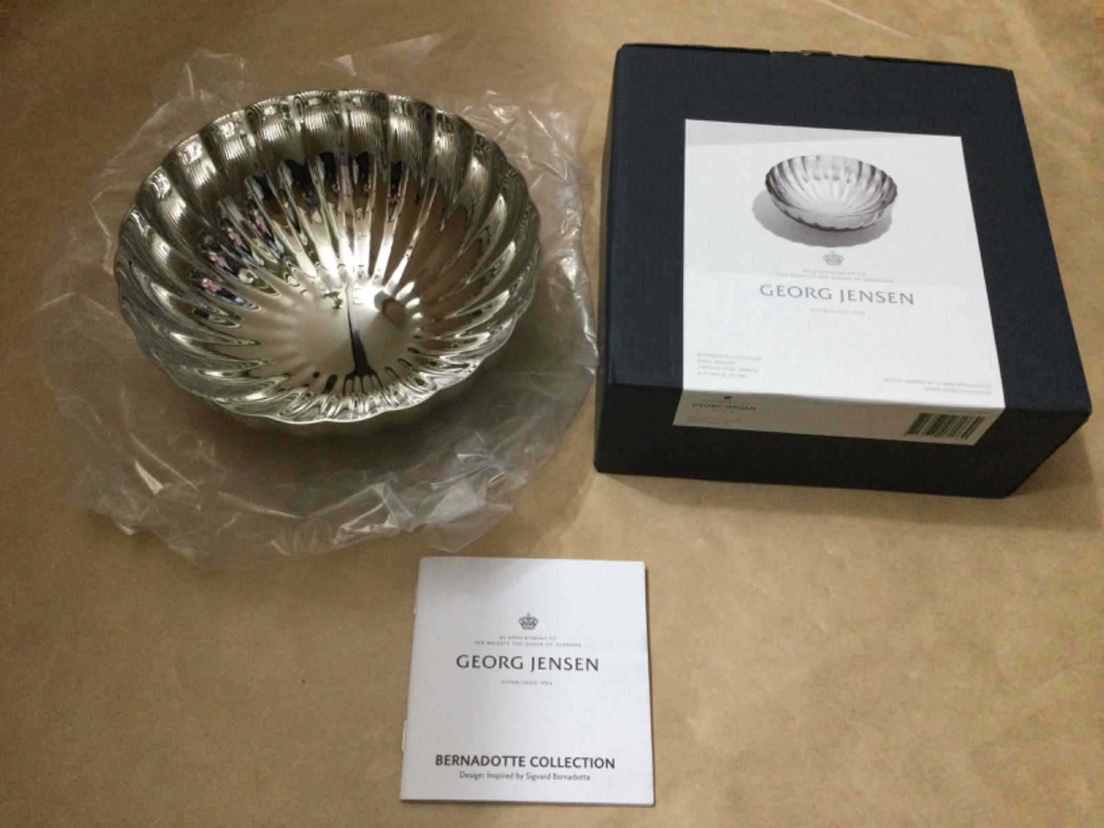 ♥ GEORG JENSEN ジョージ ジェンセン シグヴァルド ベルナドッテコレクション ミディアムボウル