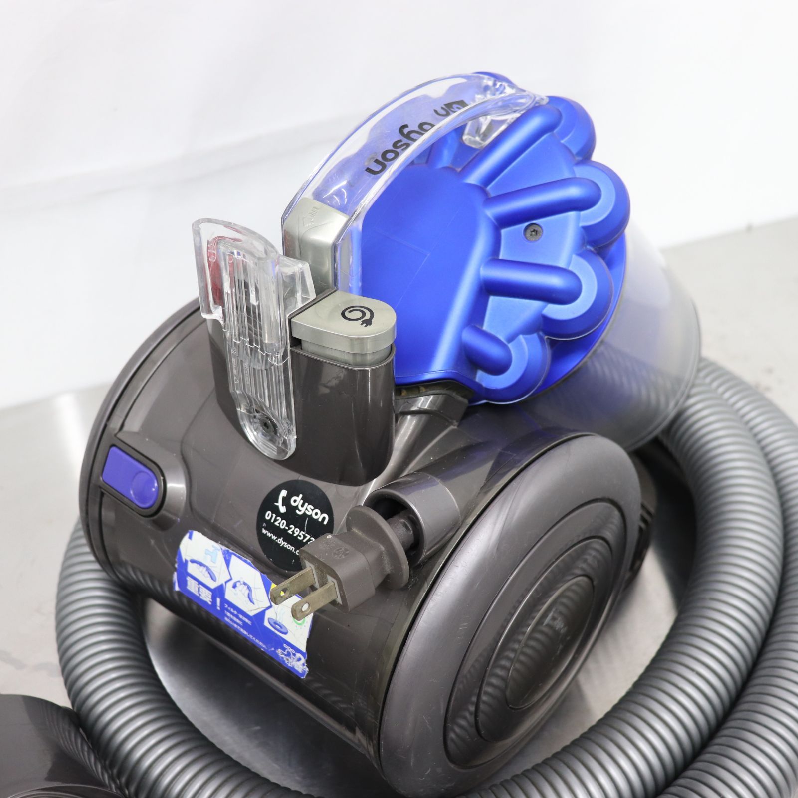 Dyson DC26 キャニスター掃除機 本体 動作確認済】Dyson ダイソン DC26 キャニスター サイクロン 掃除機