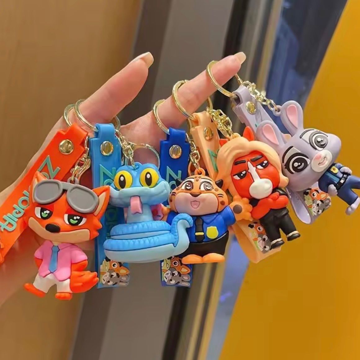 大人気セット❣️Disney ズートピア2 キーホルダー ストラップ 5点セット