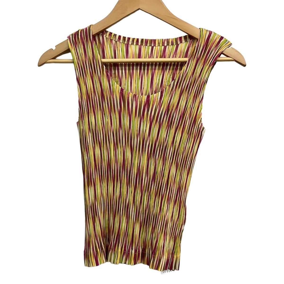 ISSEYMIYAKE(イッセイミヤケ) ノースリーブカットソー サイズM