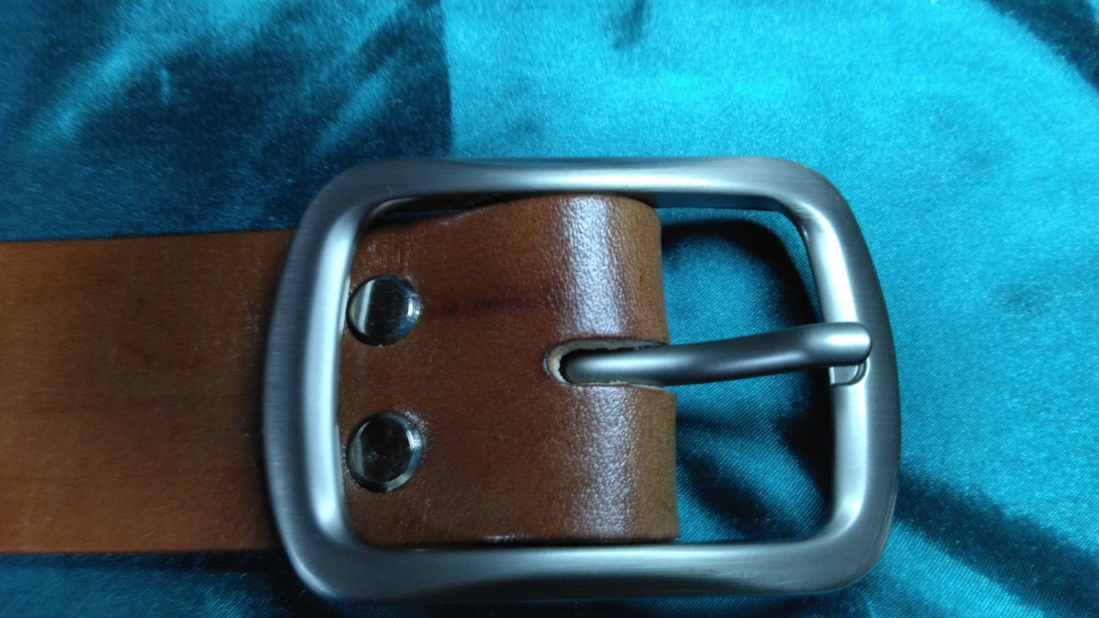 昭南ベンズレザー ツタ＆フラワースタッズベルト チョコ ニッケル