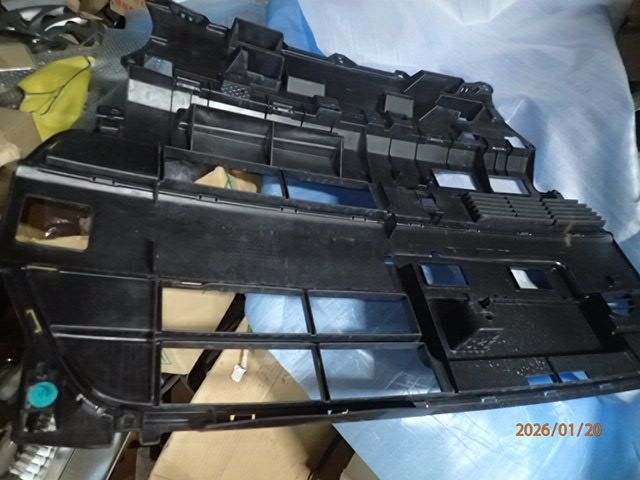 破損無し ワゴンR スマイル MX81S/MX91S フロントバンパー内