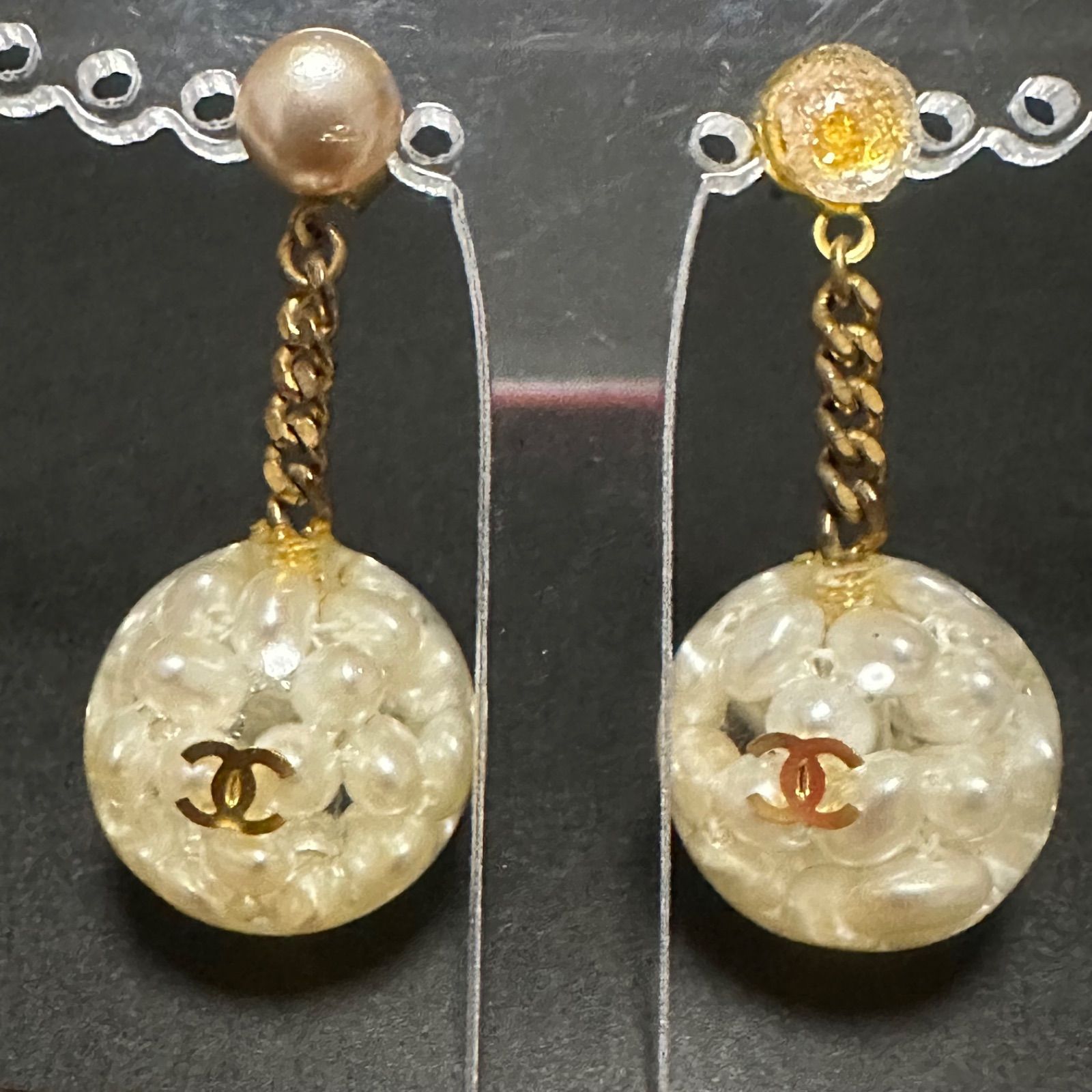 ヴィンテージCHANELピアス　ボール シャネル CHANEL ピアス ココマーク ヴィンテージ ボール ボール型