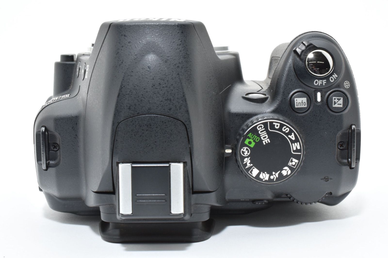 Nikon ニコン D3000 ボディ Amazon | Nikon デジタル一眼レフカメラ D3000 ボディ D3000