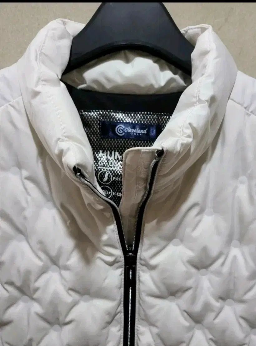 クリーブランド ゴルフ ハンガリーグースダウン (SWING ジャケット) 77