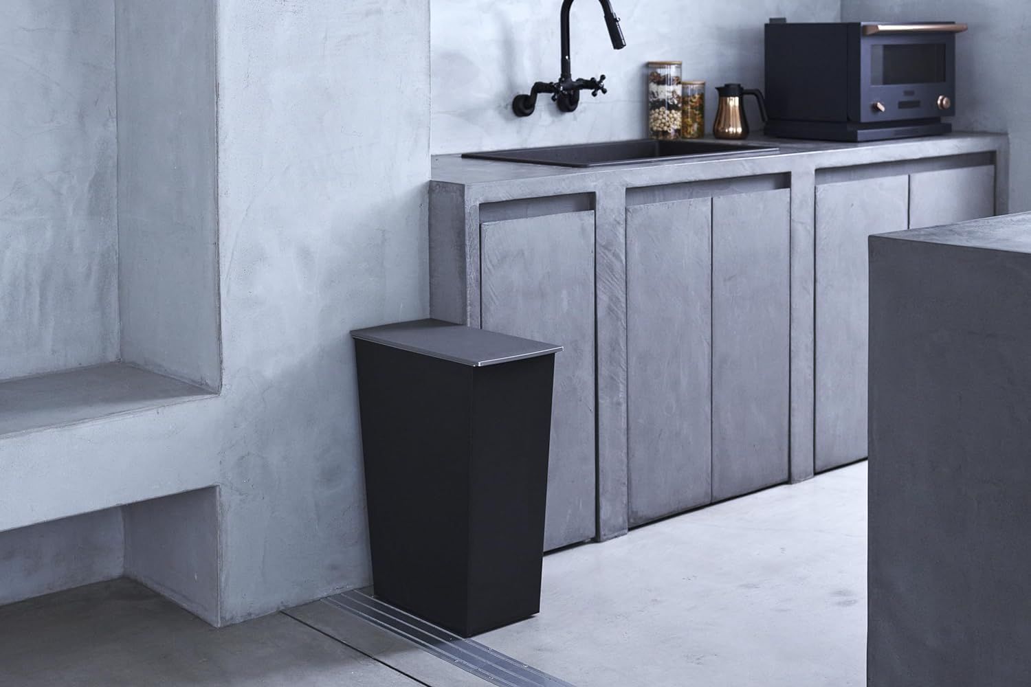 I mD アイムディー ゴミ箱 クード シンプル スリム クラフト キャスター付き 36 Lメタリックブラック