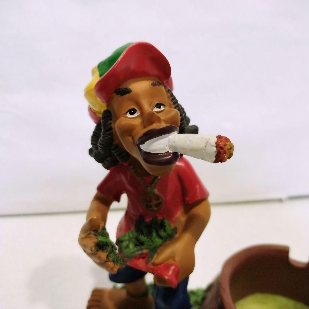 中古】ラスタマン フィギュア 灰皿 小物入れ レゲエ 置物 陶器製