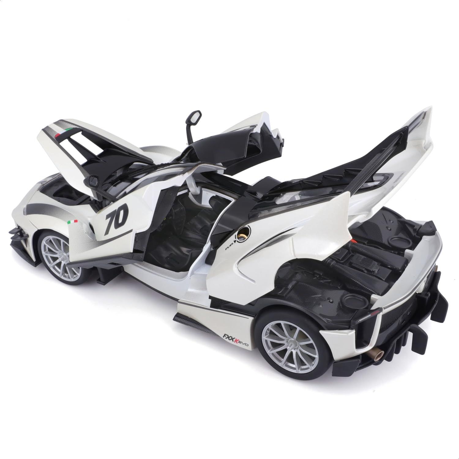 新品 Bburago（ブラーゴ） 1/18 フェラーリ FXX K EVO ホワイト
