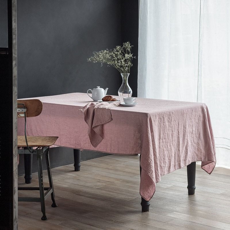 テーブルクロス M ルビ 135 200 cm リーノエリーナ Lino e Lina T 007 長方形 吸水速乾 ソフトリネン リネン100％ テーブル クロス 麻 無地 布 ナチュラル おしゃれ 北欧 ポイント10倍 その他 エプロン 三角巾