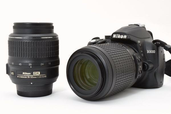 極美品｜Nikon D3000 ダブルズームキット ショット数1,940 枚｜M126