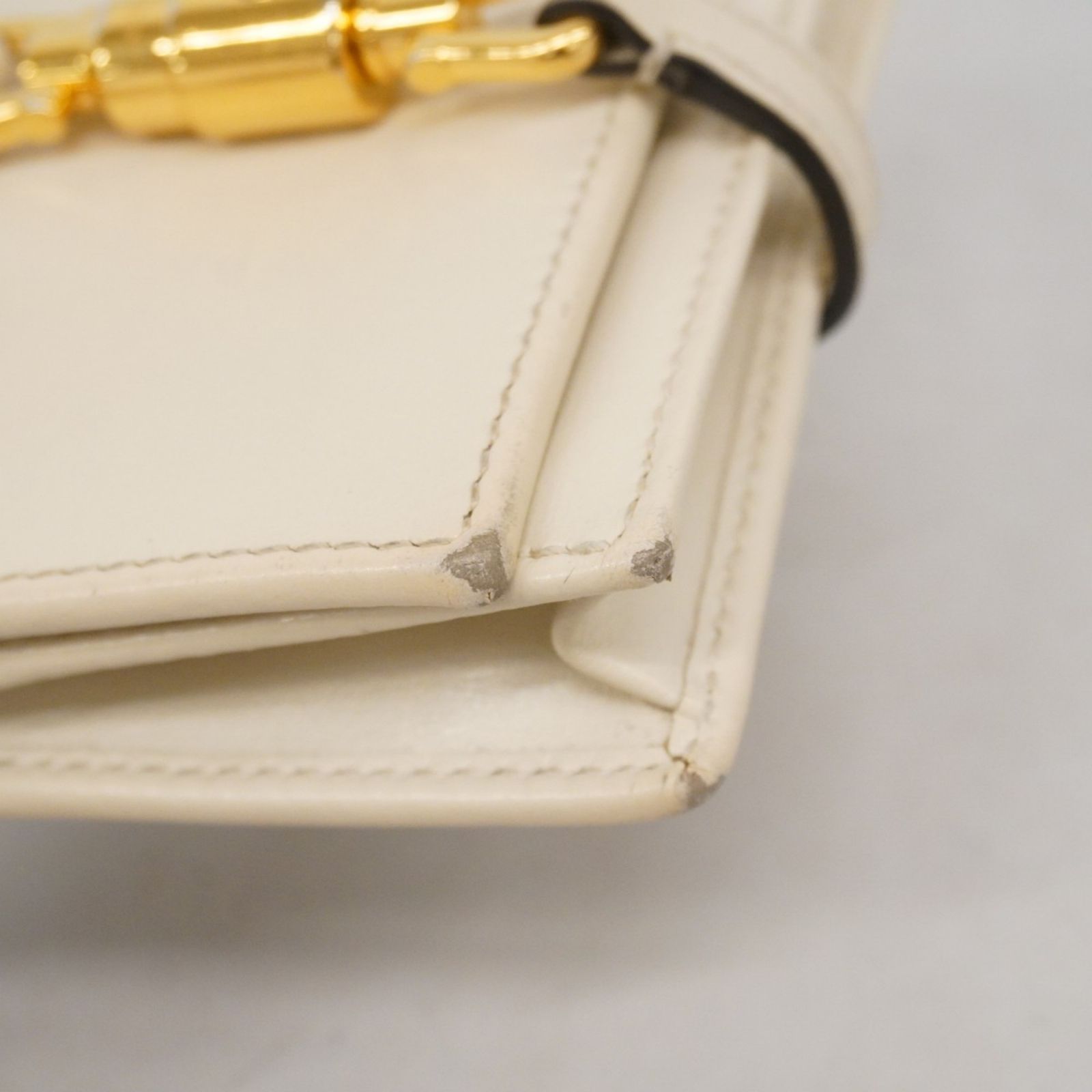 グッチ(Gucci) グッチ 財布 ニュージャッキー 645536 レザー ホワイト