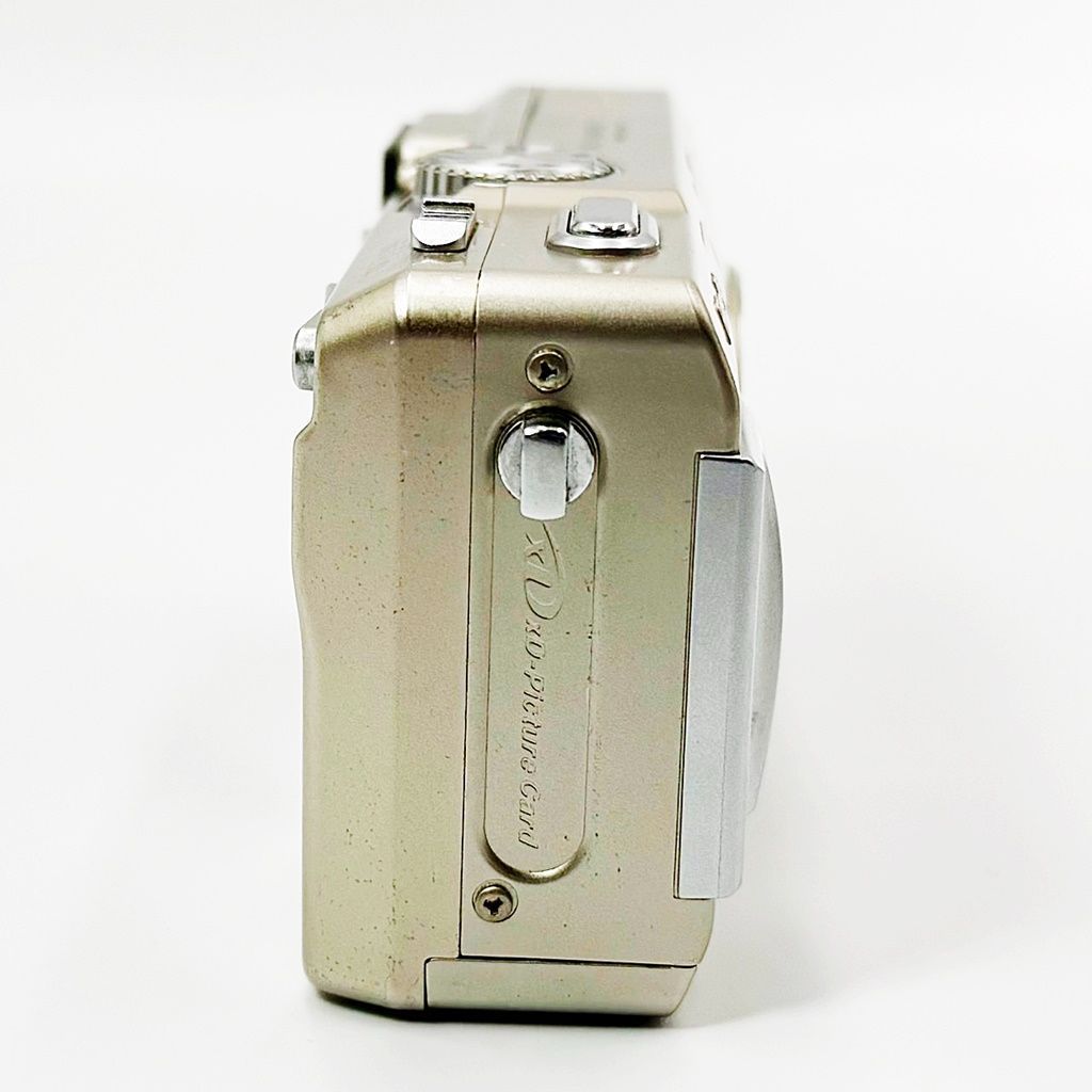 フジフイルム FUJIFILM FinePix F710 コンデジ カメラ 中古 - メルカリ