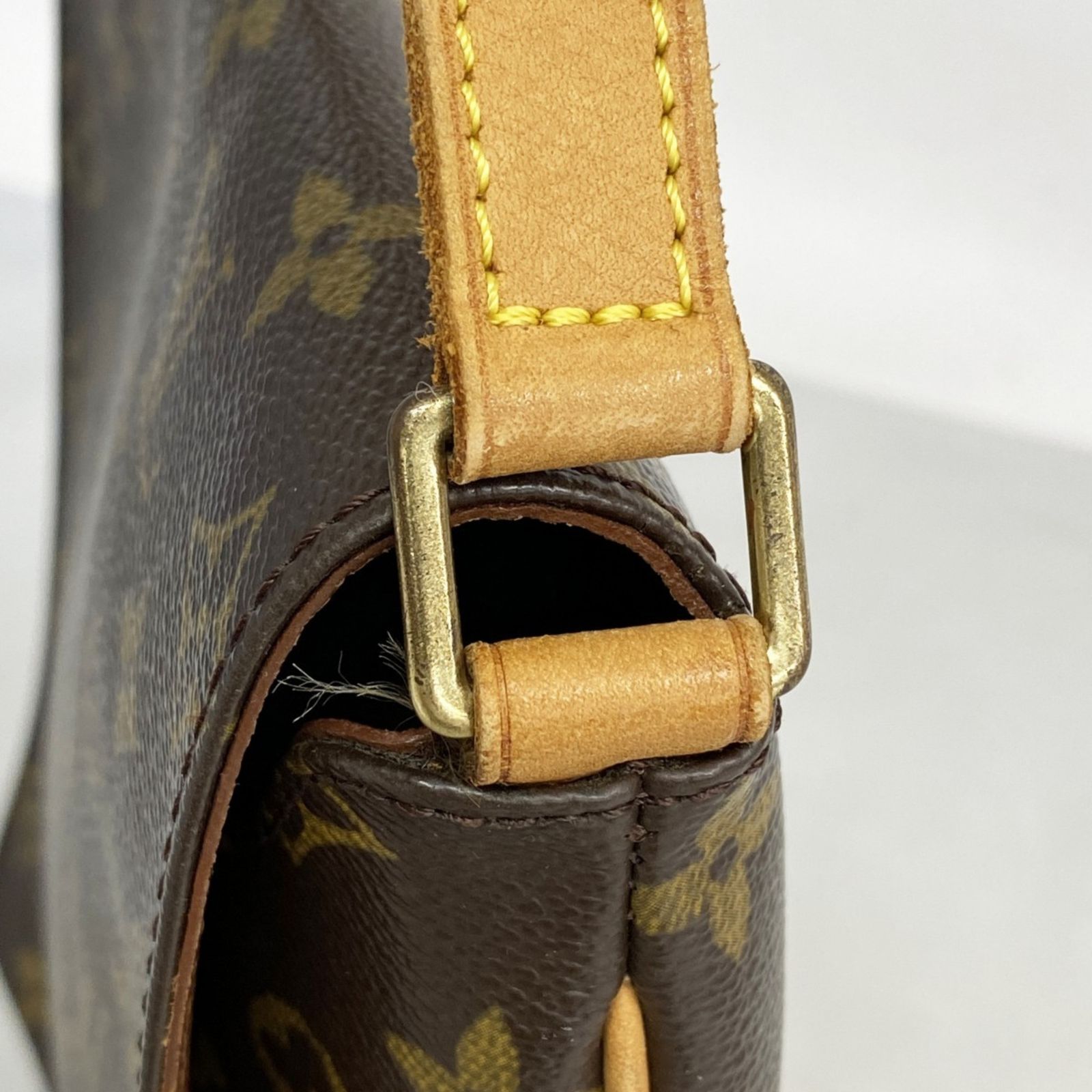 ルイ・ヴィトン(Louis Vuitton) ルイ・ヴィトン ショルダーバッグ