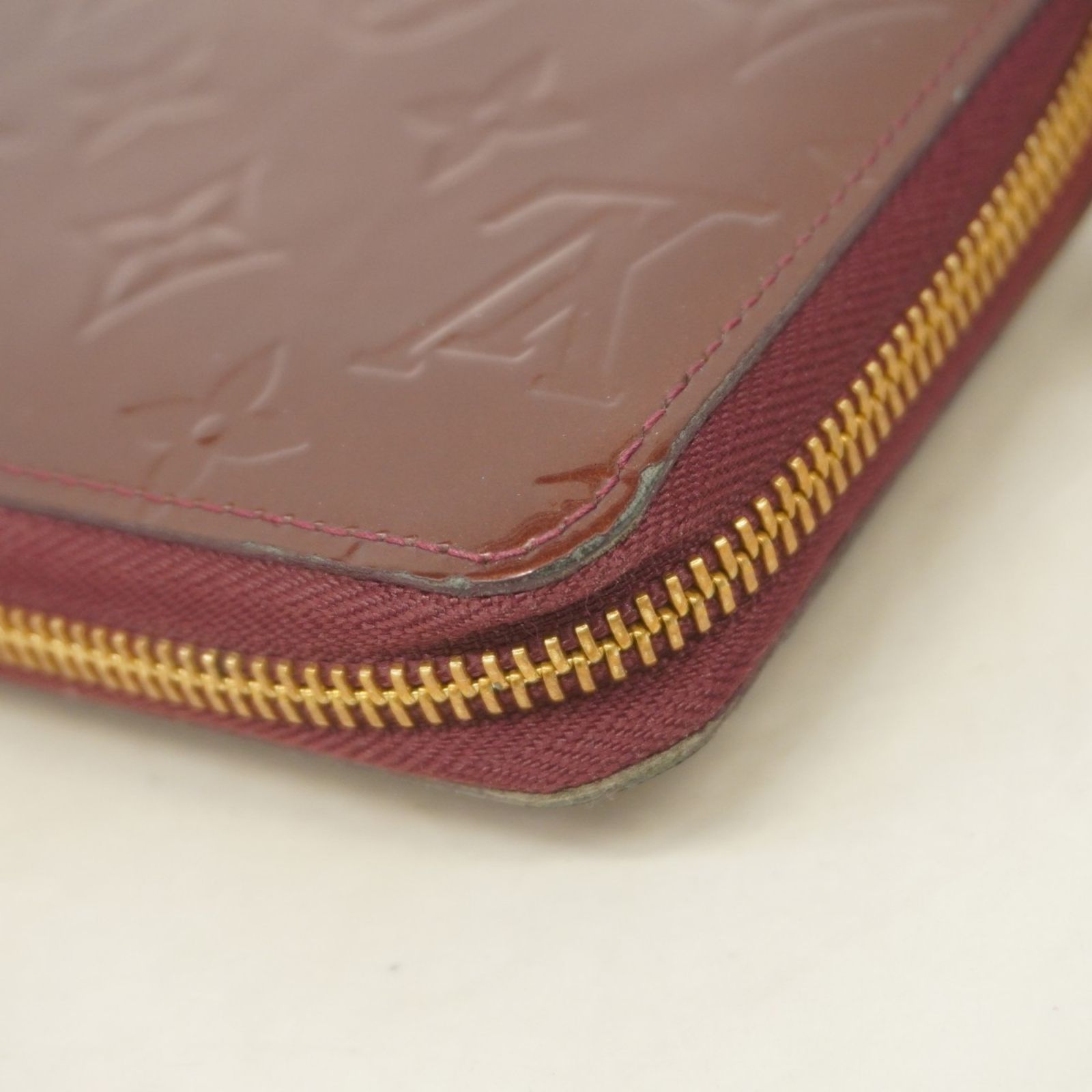 ルイヴィトン ルージュ ヴェルニ ジッピーウォレット M91536 ルイヴィトン ヴェルニ ジッピーウォレット ルージュフォーヴィスト