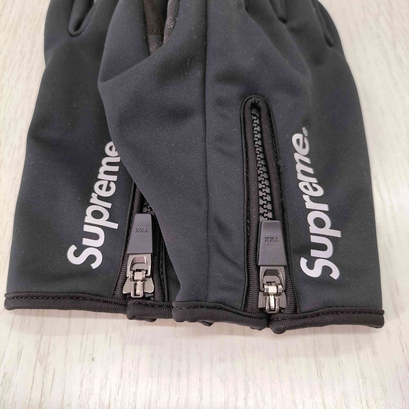 シュプリーム Supreme 24AW WINDSTOPPER ZIP GLOVES GORE-TEX ウィンド