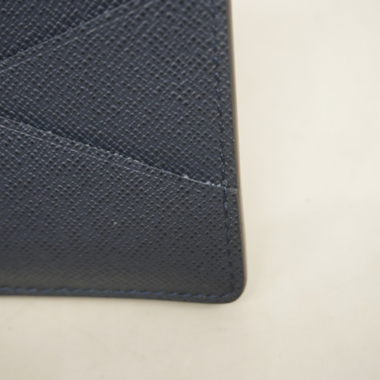 ルイヴィトン　エピ ポルトフォイユ･ミュルティプル  M61825【Aランク】【中古】 ルイ・ヴィトン(Louis Vuitton) エピ ポルトフォイユ・ミュルティプル