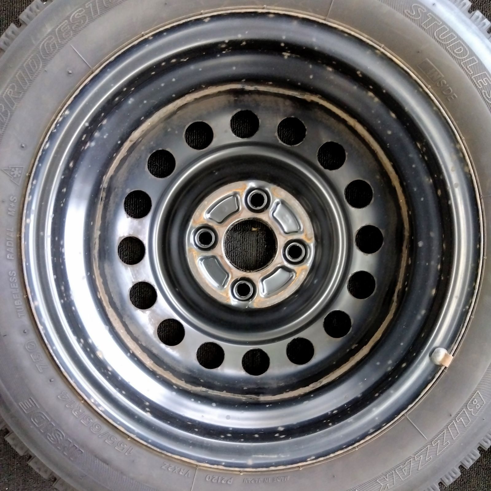 送料無料】【14×4.5J+46】【155/65R14】中古 スタッドレスタイヤ 