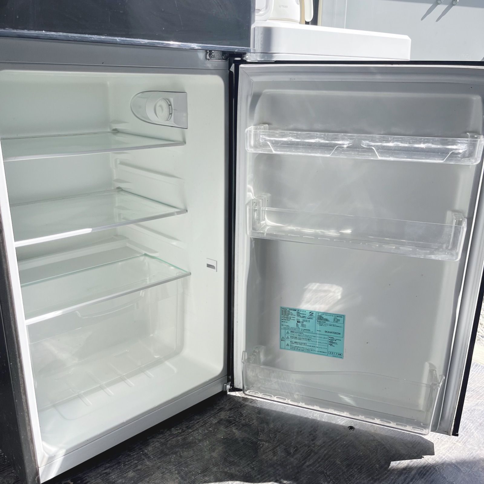 203取付無料！完動品！スタイリッシュブラック小さめ冷蔵庫洗濯機炊飯