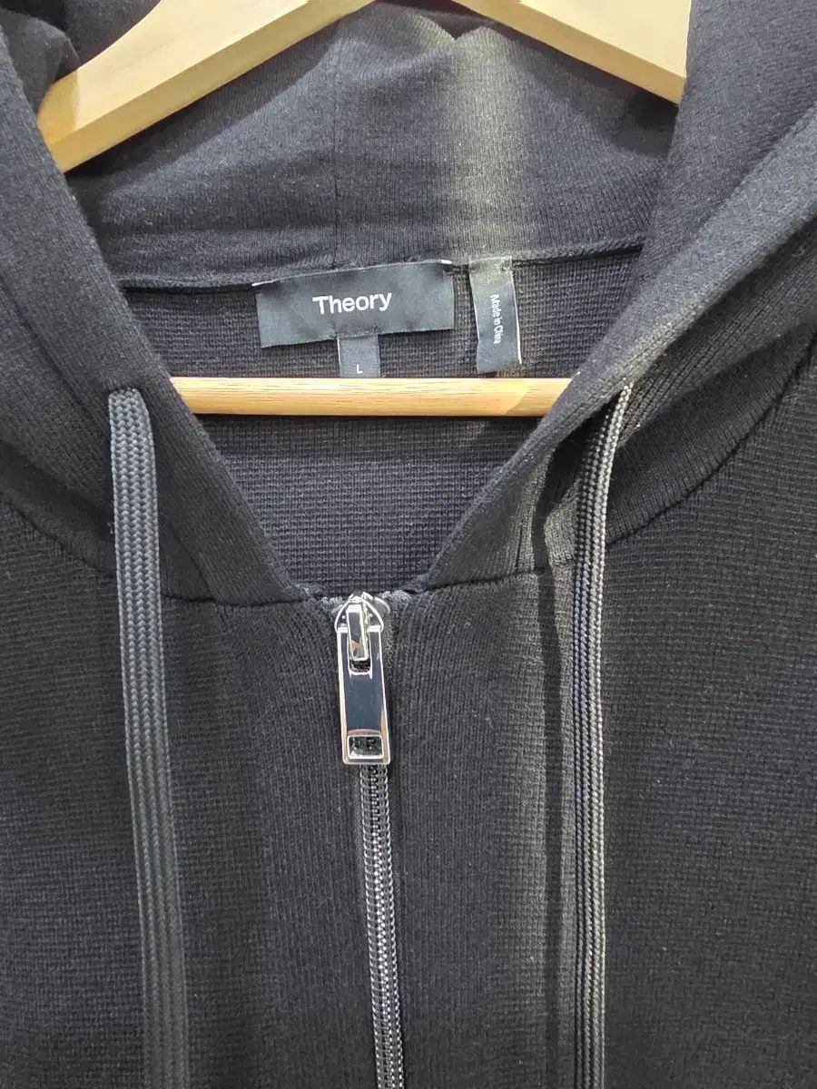 セオリー ジップアップフーディー ブラック L - メルカリ