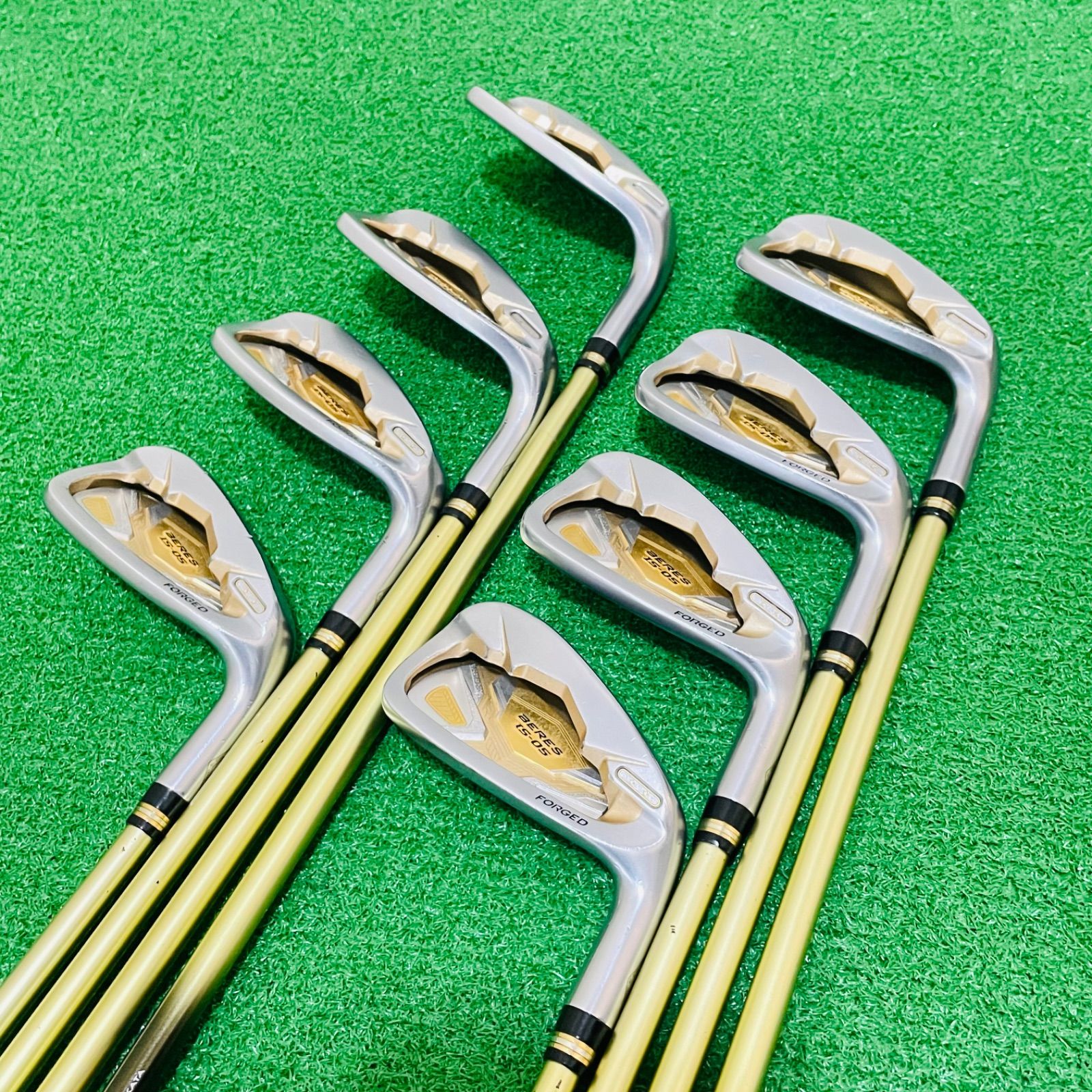 9557 HONMA IS-05 2S アイアン8本セット R 本間ゴルフ BERES ベレス