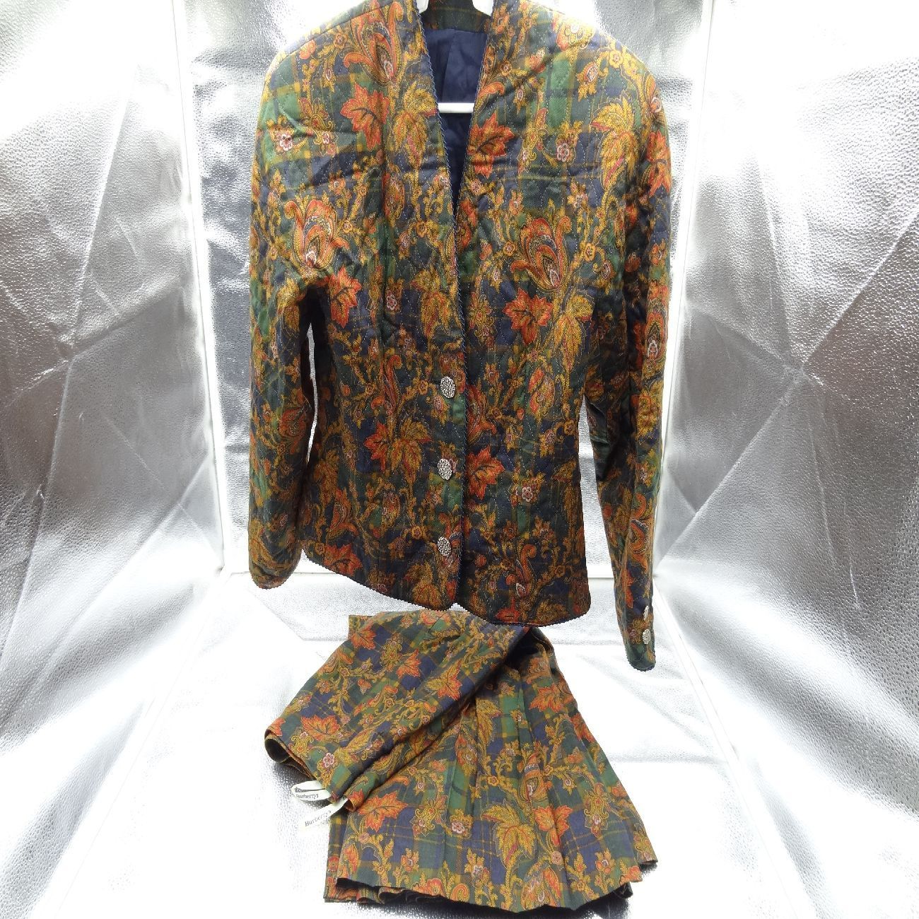 Burberrys バーバリー セットアップ ノーカラージャケット プリーツ