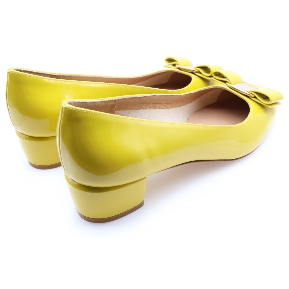 【極美品】 フェラガモ ヴァラリボン パンプス 7D イエロー パテントレザー Salvatore Ferragamo (サルヴァトーレ フェラガモ) ヴァラリボン ロゴ