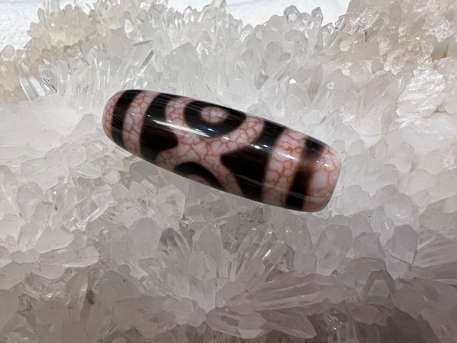 ユッキー至純龍紋36眼血系天珠　1-209 ユッキー様専用至純龍紋36眼血系天珠 1-209 高品質】