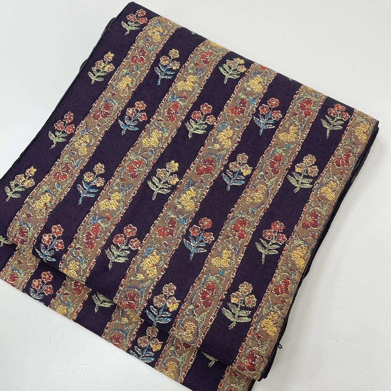 名古屋帯 真綿紬 縞に花柄 可愛い織り出し 八寸 正絹 着物 MA-3385