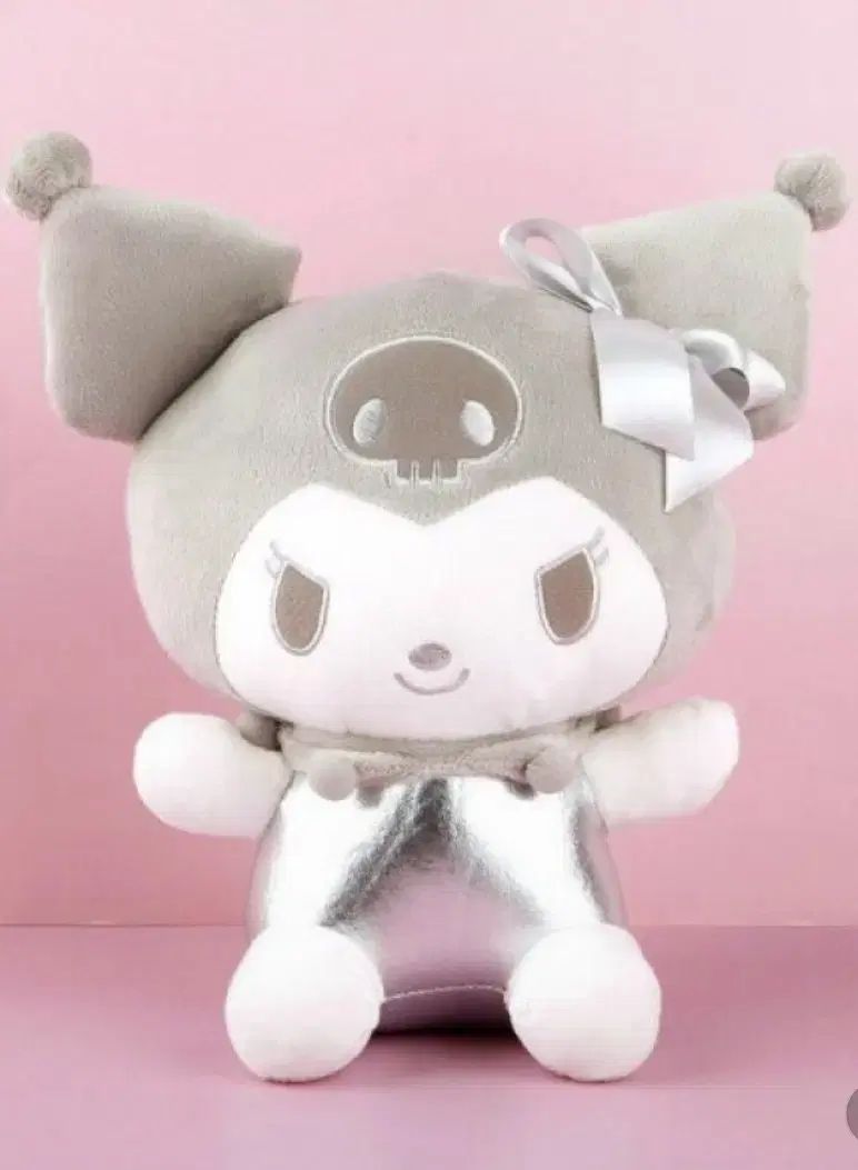 新品 タグ付き (正規品ぬいぐるみ) 23cm Sanrio シルバー クロミ ぬいぐるみ