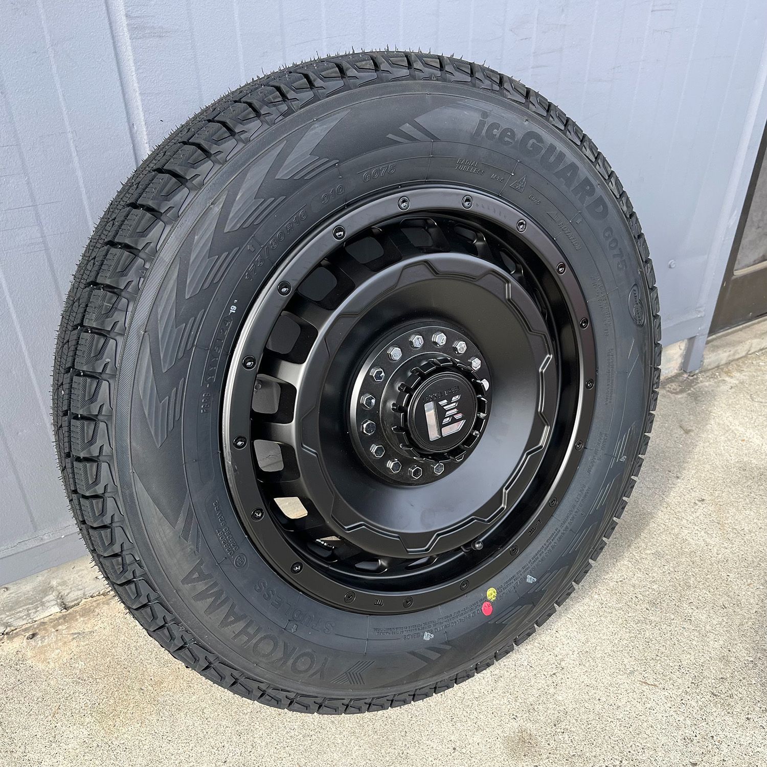 中古】スタッドレス デリカ D5 エクストレイル RAV4 ヨコハマ アイス