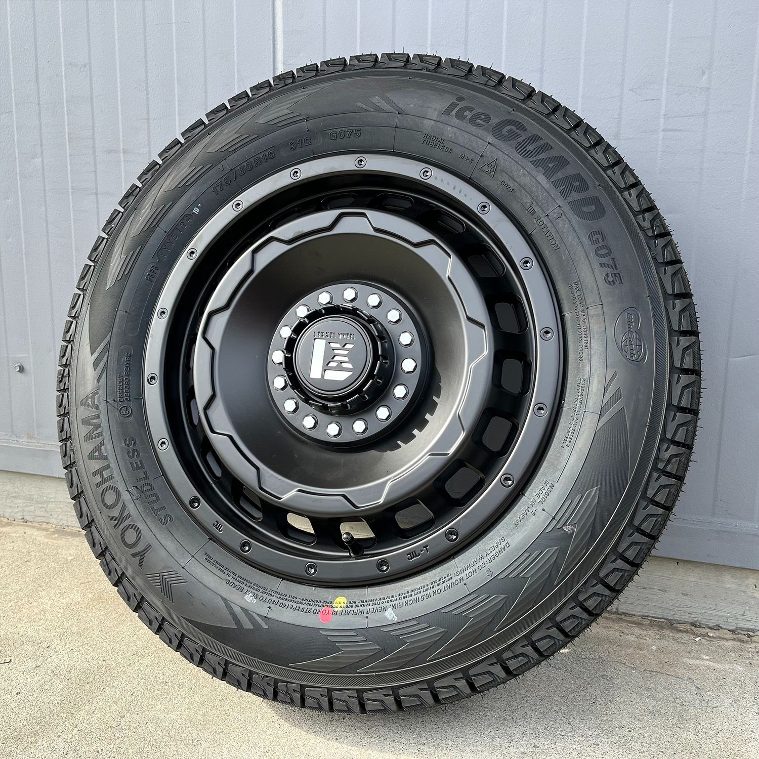 中古】スタッドレス デリカ D5 エクストレイル RAV4 ヨコハマ アイス