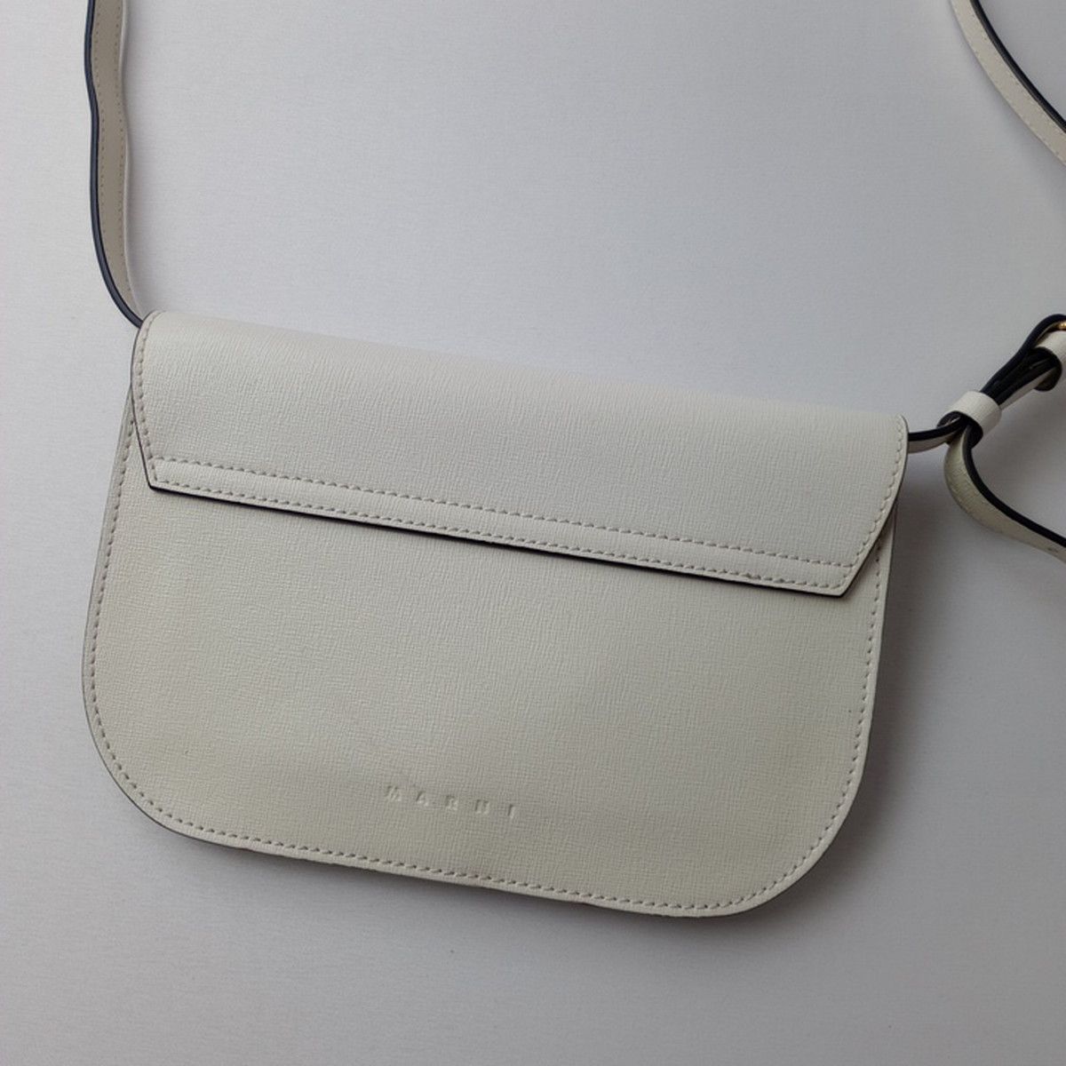 MARNI マルニ ショルダーバッグ ホワイト 白(64E＋9598)26H☆ - メルカリ