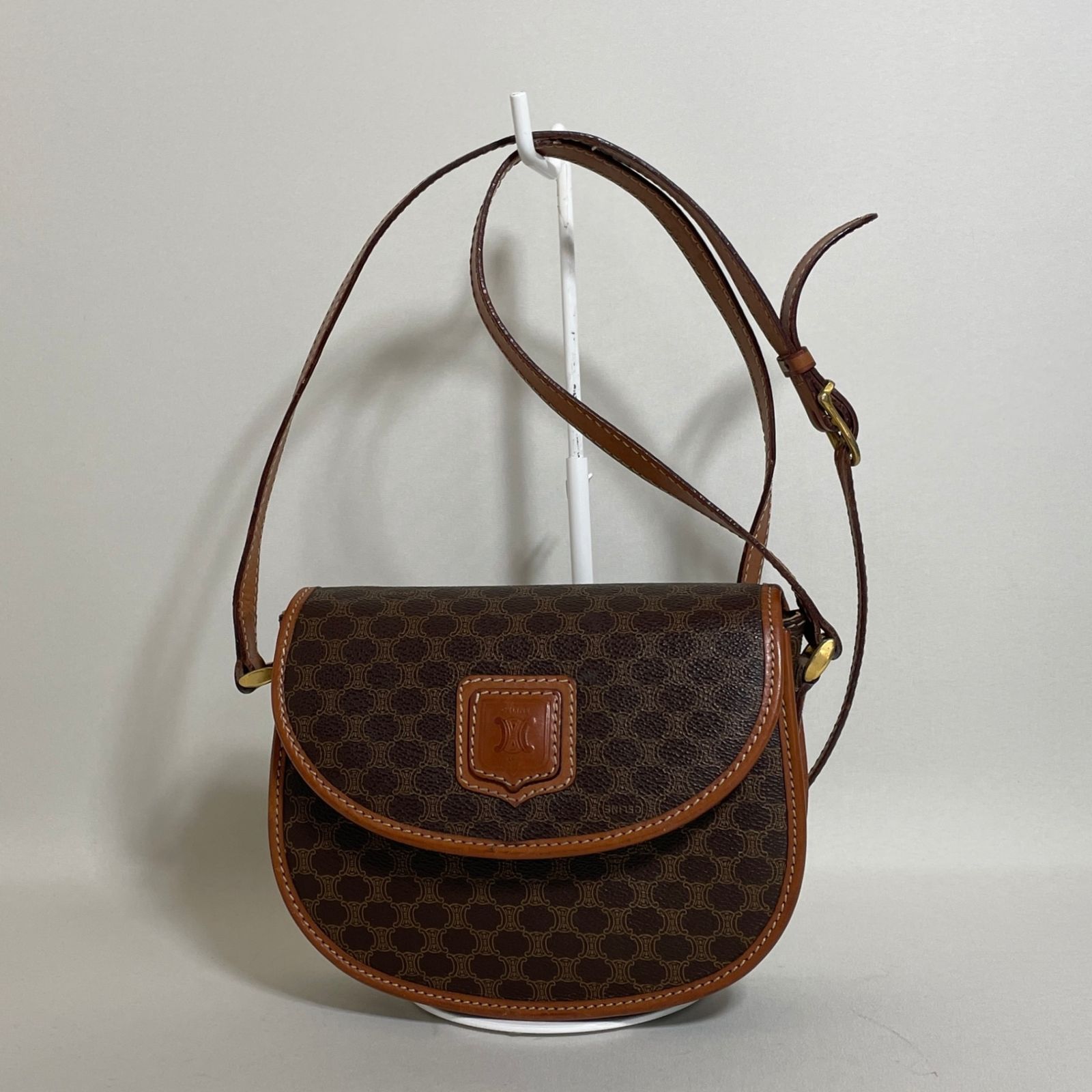 2512-167｜美品｜セリーヌ ショルダーバッグ マカダム柄 トリオンフ