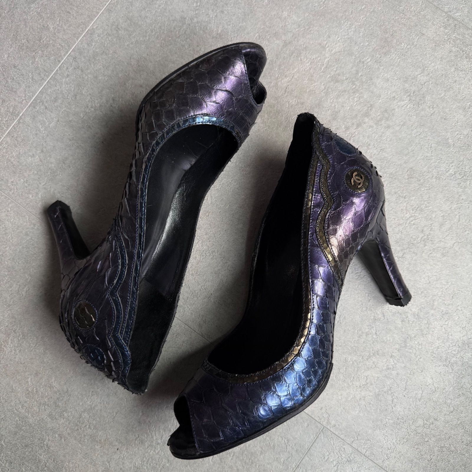 美品 シャネル パンプス 黒 36 1/2 ココマーク レース レディース 漂う高級感】 CHANEL ココマーク パンプス ヒール 36 1/2 黒